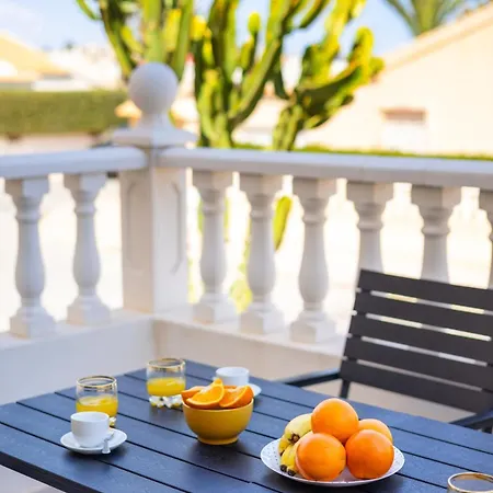 Апартаменты Orihuela Costa *